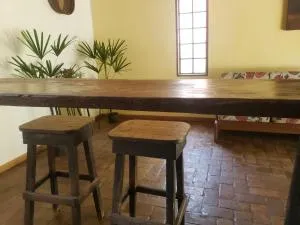 Casa Jabuticabeiras - Monteiro Lobato