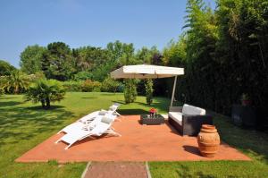 Villa Torre 9P AC 2 pools 300 m from the sea