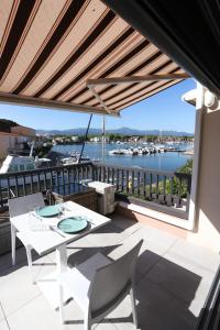 Spacieux Studio 3pers vue marina a St Cyprien