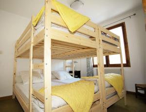 Appartements Plein-Sud - Parking & Vue Montagnes : photos des chambres