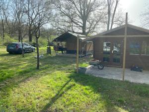 Campings Domaine La Faix, Gite La Chouette : photos des chambres