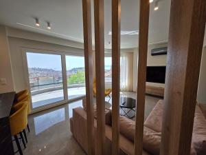 Panoramic Elegance