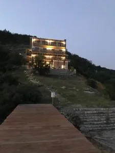 Amonita - 下米拉诺瓦茨