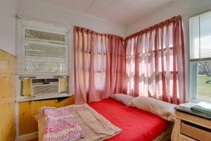 Kayaks and Canoes Lake-View Retreat in Ellenville!
