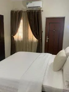 Tofana Hotel and Suites Mabushi - Ankuru