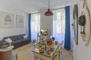 CASSINI GT - 1 bedroom - Balcony - Place Garibaldi - 尼斯