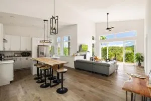 Paradise View Pool, Firepit, Hammock Dogs - Brasstown