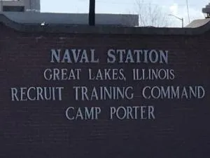 Charming 3 bed 1 story Home near Naval Base - 格尼