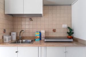 Ierone Apartment with Balcony by Wonderful Italy