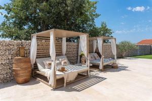 Luxury Villa Anton by Kompas Villas