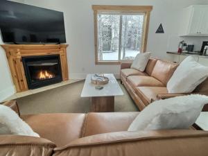 Large Modern Driggs Home with Game Room and Jacuzzi! - Unrated properties in Driggs