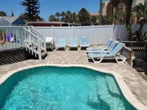 Oceanfront Beach Cottage - Pool, Yard, Private Beach Access, Sleeps 12