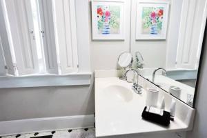 Charming 2Bed 2Bath Bungalow Shandon