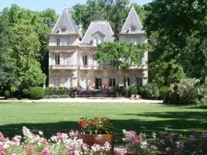 Manoir charmant à Bessan avec piscine privée - Florensac