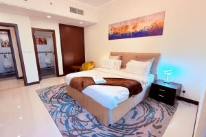 75 inch TV One Bedroom Apartment