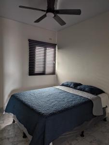 10 minutos de la Embajada americana Apartamento de dos cuartos