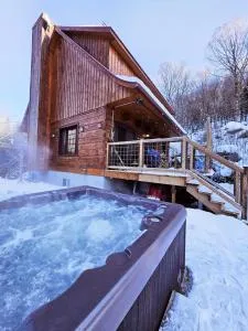 Mountain Views Spa Laurentides King Bed Game Room - Entrelacs