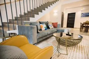 City Link Suites - 3 Bedroom Ideal For Families & Friends - Ashalebotwe