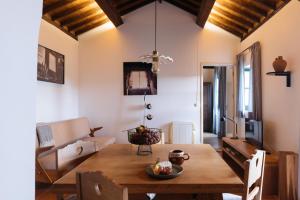 Apartment - Ground Floor room in Pico do Refúgio - Casas de Campo