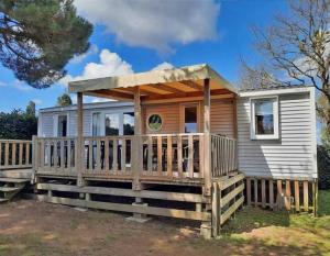 Campings Camping 3 etoiles - Piscine - ccbahif : photos des chambres