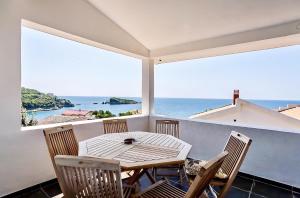 El Mar Hotel