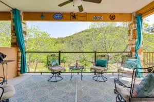 Rio Vista Condo Direct Guadalupe River Access! - Fourth Crossing