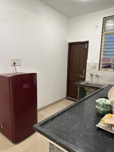 Luxury Full 2BHK Kitchen, Lift & Parking