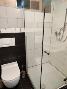 Doppelzimmer mit Gemeinschaftsbad und kleiner Küche Nannen 382