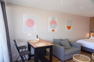 Appartements Studio cosy devant RER B TGV Massy SNCF : photos des chambres