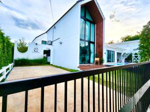 Colmar PoolVilla Khao Yai