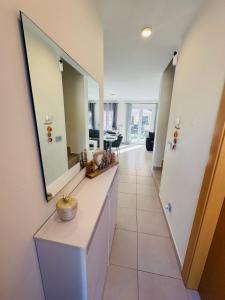 Calpe Chalet adosado entorno playa y montaña tranquilidad relax jacuzzi piscina wifi aire jardin barbacoa y parking