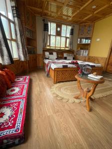 Hoshey Homestay