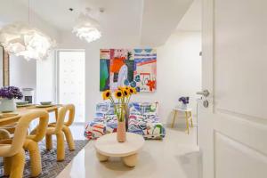 JingsCrib 2BR Apartment by Azure Near Manila International Airport