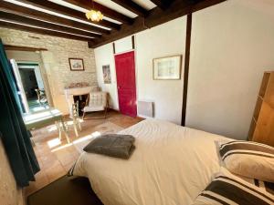 Maisons de vacances Charmant gite familial en Touraine avec cheminee - FR-1-381-617 : photos des chambres