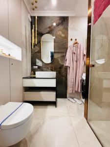 Pratum Pink&Blue Mikołajki - Apartament 37 Stone&Wood