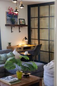 Cozy Seapoint holiday escape