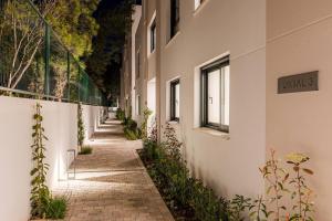 Bajo con Jardín en la Milla de Oro