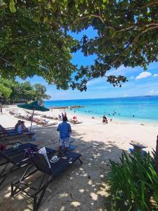 Mactan Newtown 2 Bedrooms Suite