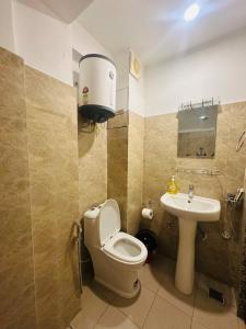 Yogis Heritage in Patan - Heritage Family Studio