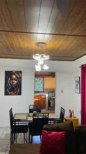 Noel Beach View Villa - Buff Bay