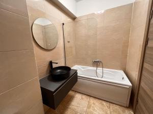 SUMMERLAND SEA VIEW 2 bed-room apartment