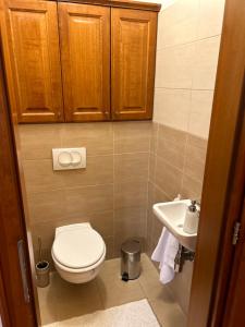 Danube Terrace Elegant with 2 Bedroom and Private Parking