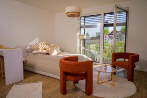 BOHO Apartmán v centre, smart & self check-in 24h,private parking - 3hvězdičkové hotely ve městě Banská Bystrica