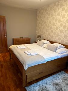 Danube Terrace Elegant with 2 BEDROOM with FREE AIR CONDITIONER AND PRIVATE PARKING