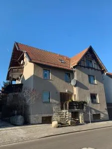 3-Raum Ferienwohnung zentral gelegen, möbliert - Rüdigershagen