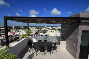 Chic Stay, Rooftop Plunge Pool, 4 Blocks from 5th