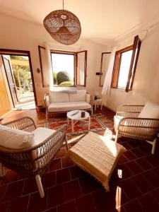 Villa vista mare a Bosa img58