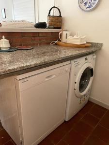 Villa vista mare a Bosa img25