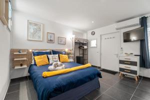 Nice Renting - 5b PENCHIENATTI - Charming Cozy Studio Balcony AC Massena