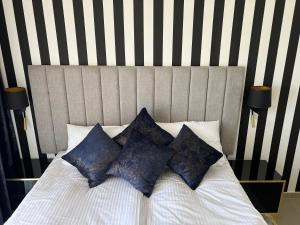 Intempo Apartment 14E by VivaMar